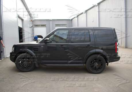     Land Rover Discovery 4 