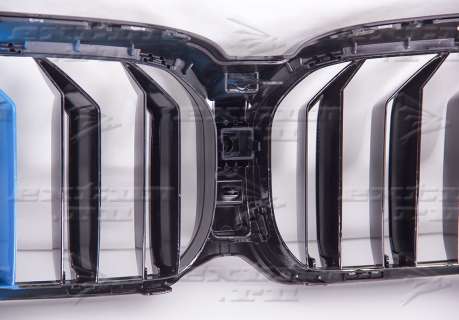 Решетка радиатора ноздри M5 BMW 5 серия G30 триколор 