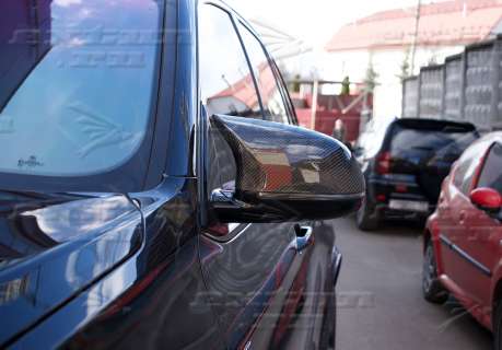 Крышки зеркал на BMW X5 F15 в стиле X5M карбон