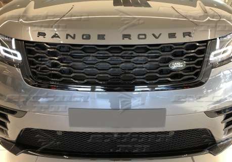 Решетка радиатора Dynamic Range Rover Velar черная 