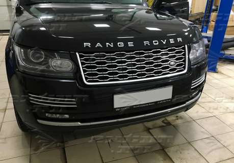 Решетка радиатора на Range Rover дизайн 2018 хром