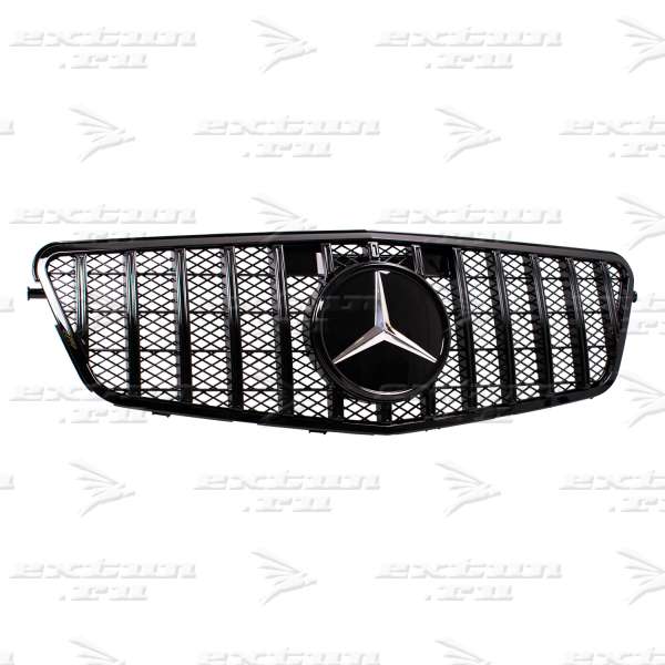 Решетка радиатора Panamericana Mercedes E-klasse W212 черная с 2009-2013