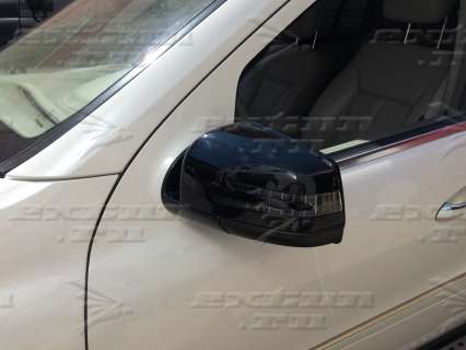 Черные рестайлинг зеркала на Mercedes GL-klasse X164