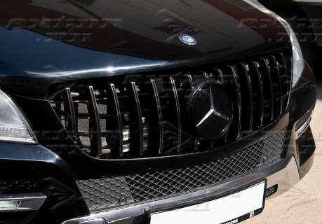 Решетка радиатора GT дизайн Mercedes M-klasse W166 черная 