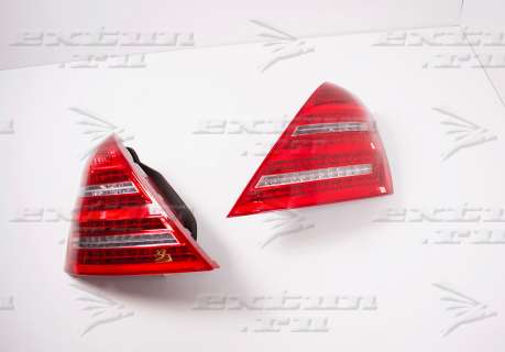 Рестайлинговые фонари на Mercedes S-klasse W221